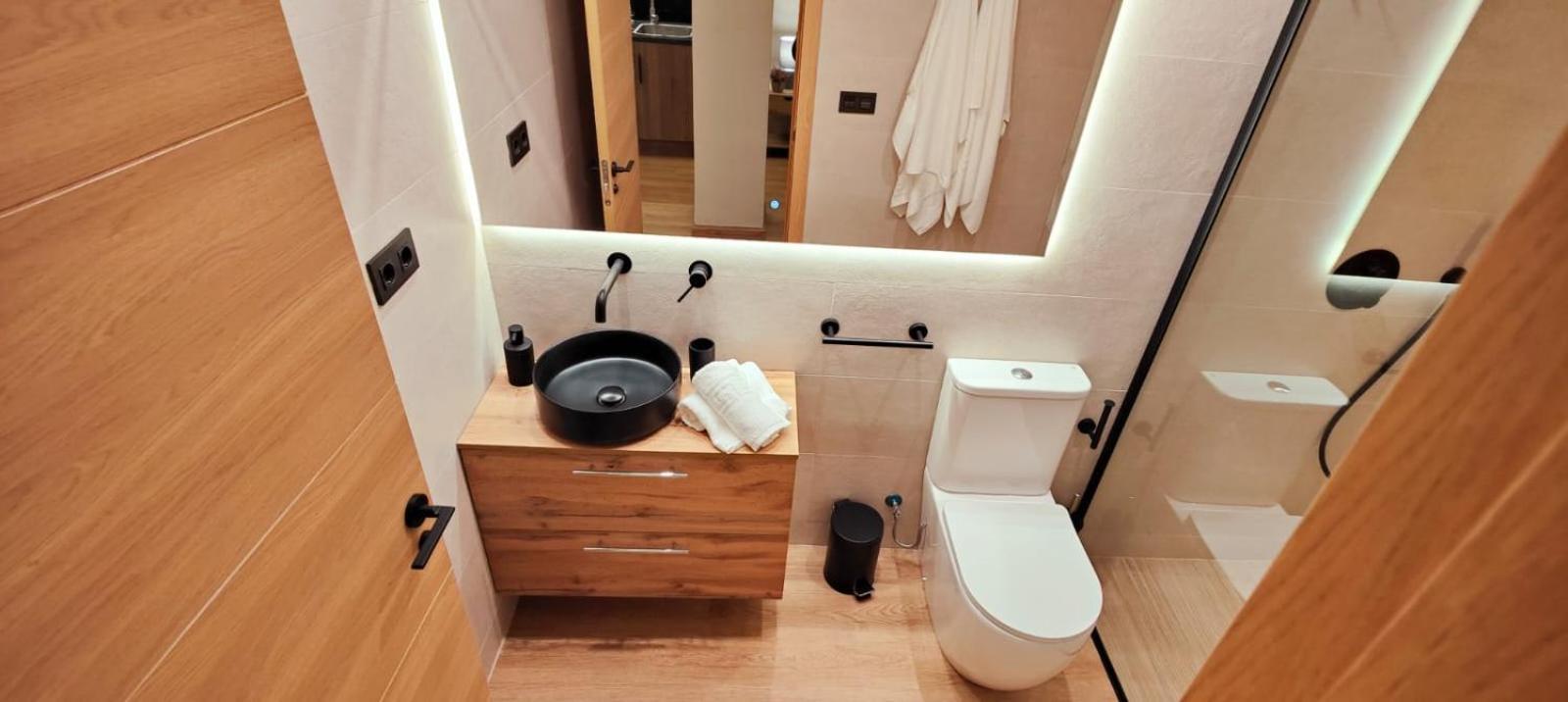 Pries Homes - Luxury Loft Cienfuegos Ii * Malaga